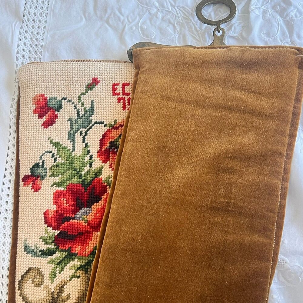 Vtg 7Os Poppies Needlepoint Bell Pull Wall Hanging Tapestry Brass Hardware - Picture 16 of 16